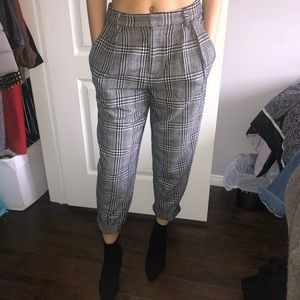 SUPER CUTE plaid trousers